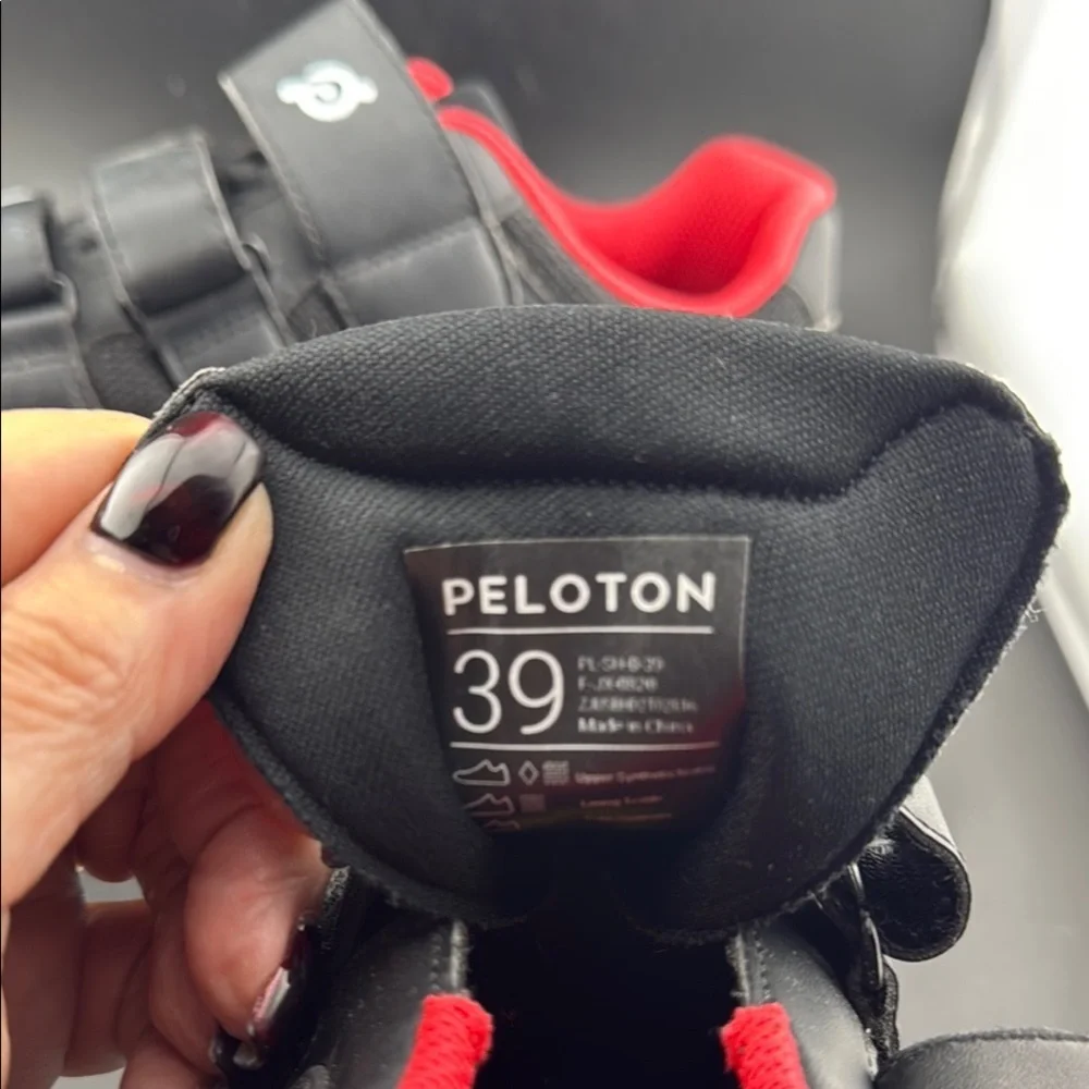 Unisex Peloton Cycling Shoes size 39 - Picture 4 of 5